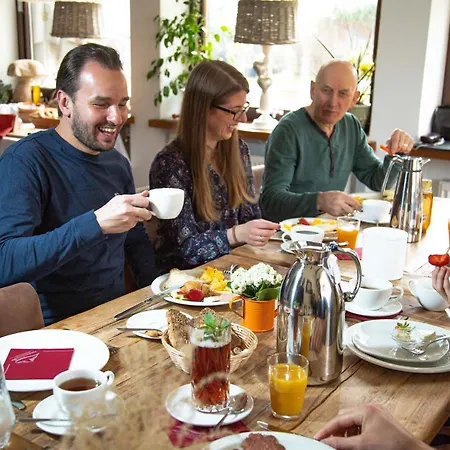 فندق Alpinhotel Inzeller 3*