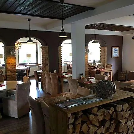 Hotell Alpinhotel Inzeller 3*