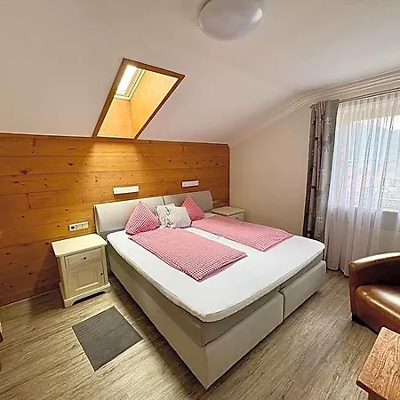 Alpinhotel Inzeller Hotell