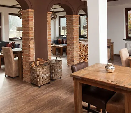 Alpinhotel Inzeller فندق 3*