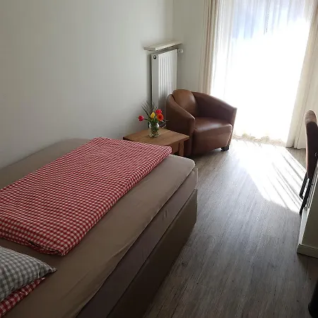 Alpinhotel Inzeller 3* انزل