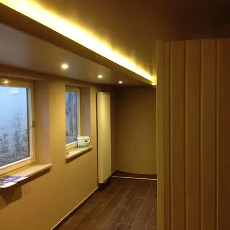 Alpinhotel Inzeller 3* انزل